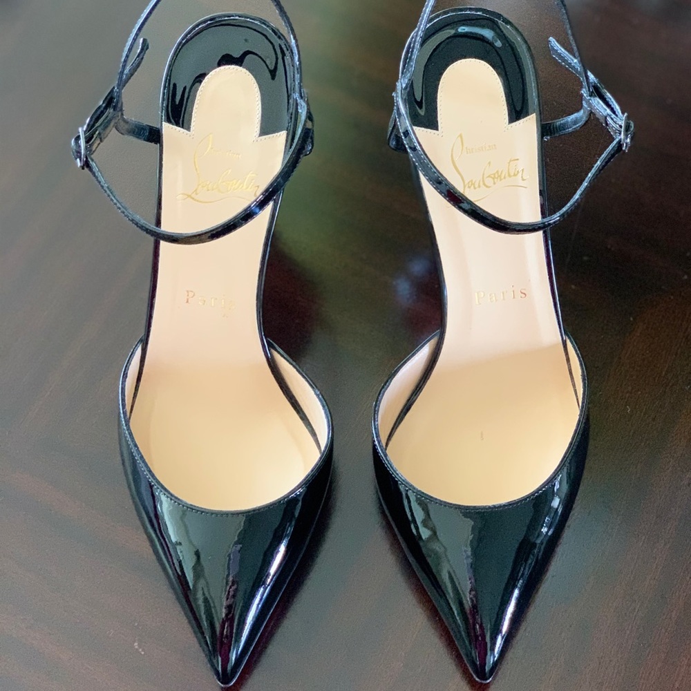 NEW Christian Louboutin ankle strap heels